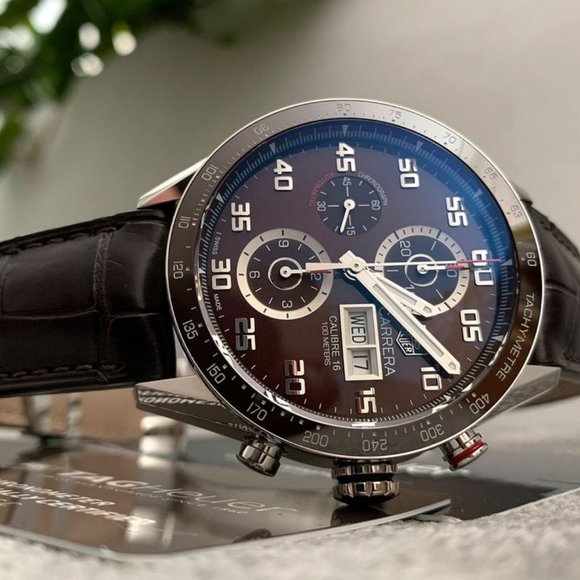 TAG Heuer Carrera Calibre 16 Chronograph // NEW main image 5
